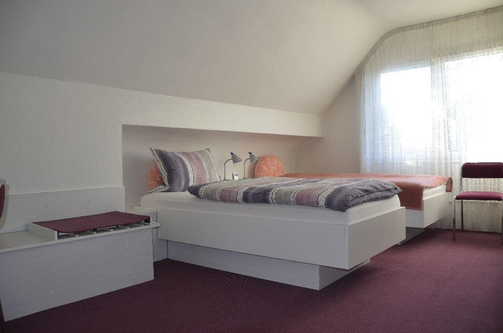 Guesthouse Airminis Düsseldorf Zimmer foto